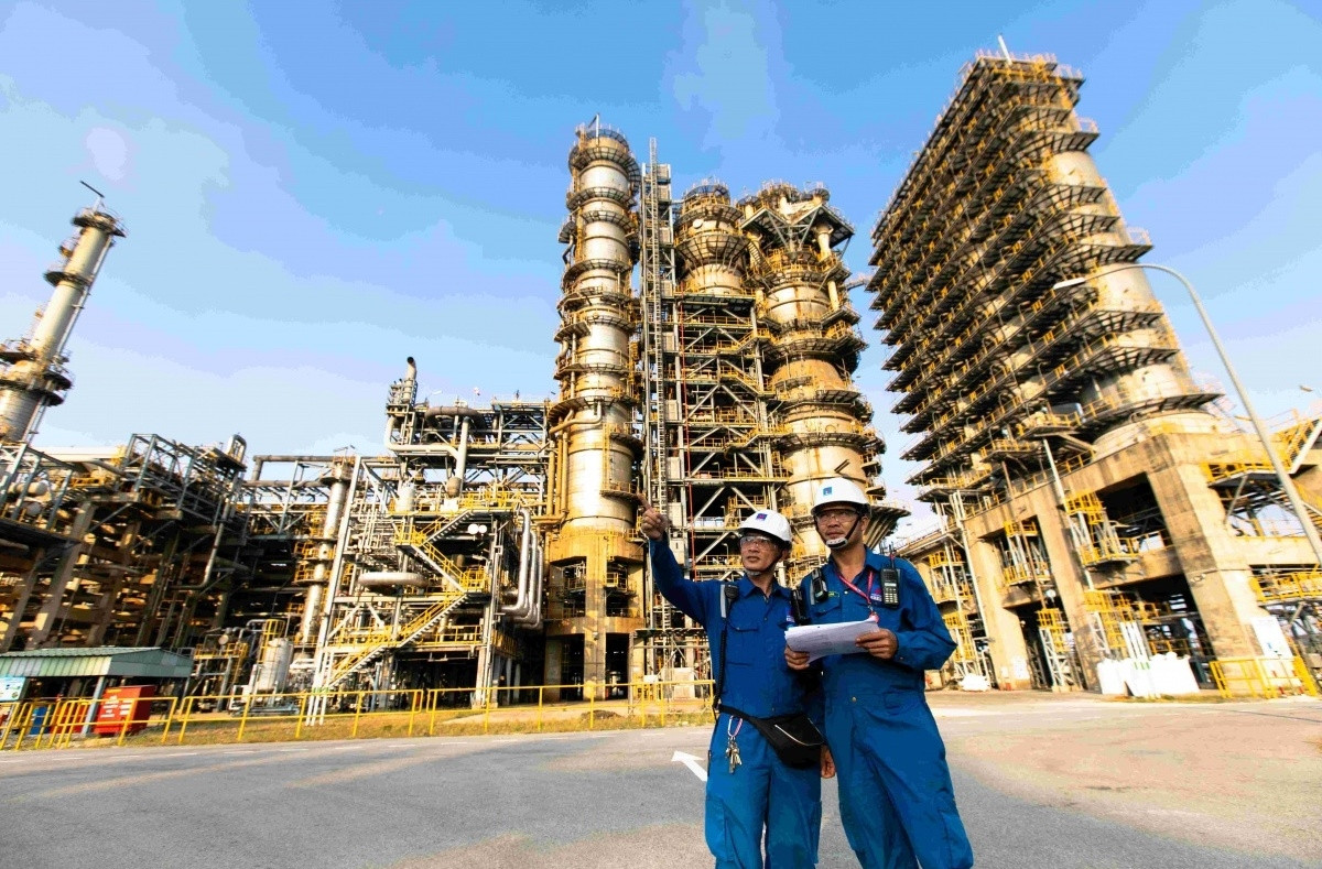 2 phiên tăng trần liên tục giúp BSR chắc chân trong nhóm 30 doanh nghiệp vốn hóa lớn nhất HoSE