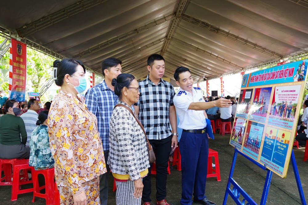 Đổi mới, nâng cao hiệu quả công tác tuyên truyền chống khai thác IUU