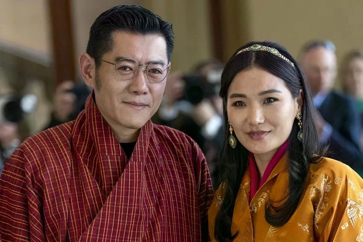Quốc vương Bhutan Jigme Khesar Namgyel Wangchuck và Hoàng hậu hôm nay đến thăm cấp Nhà nước Việt Nam.