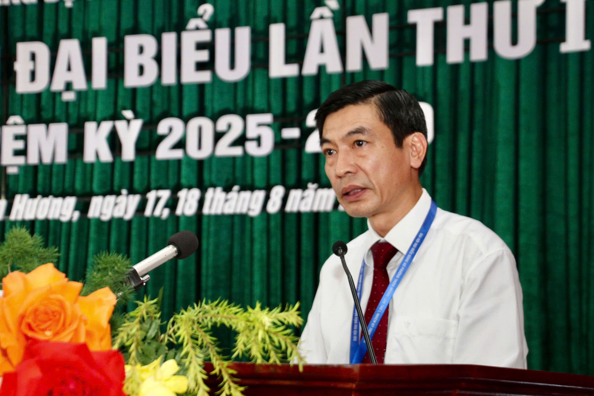 Đồng chí Nguyễn Văn Phú, Ủy viên Ban Thường vụ Thành ủy, Hiệu trưởng Trường Chính trị Tô Hiệu phát biểu chỉ đạo tại Đại hội. Đồng chí Nguyễn Văn Phú, Ủy viên Ban Thường vụ Thành ủy, Hiệu trưởng Trường Chính trị Tô Hiệu phát biểu chỉ đạo tại Đại hội.