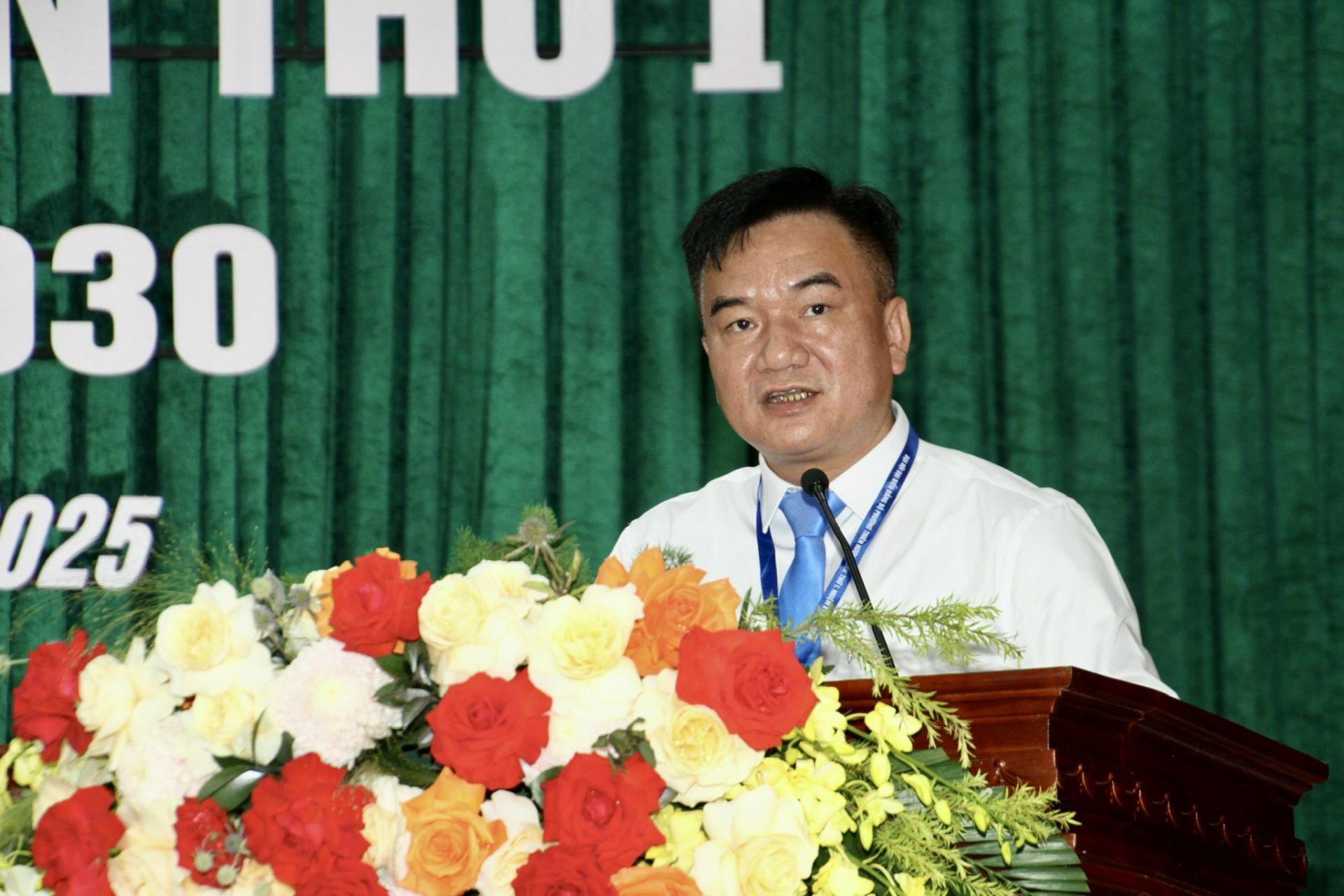 Đồng chí Nguyễn Công Diễn, Phó Bí thư Đảng ủy - Chủ tịch UBND phường Thiên Hương phát biểu tại Đại hội. Đồng chí Nguyễn Công Diễn, Phó Bí thư Đảng ủy - Chủ tịch UBND phường Thiên Hương phát biểu tại Đại hội.