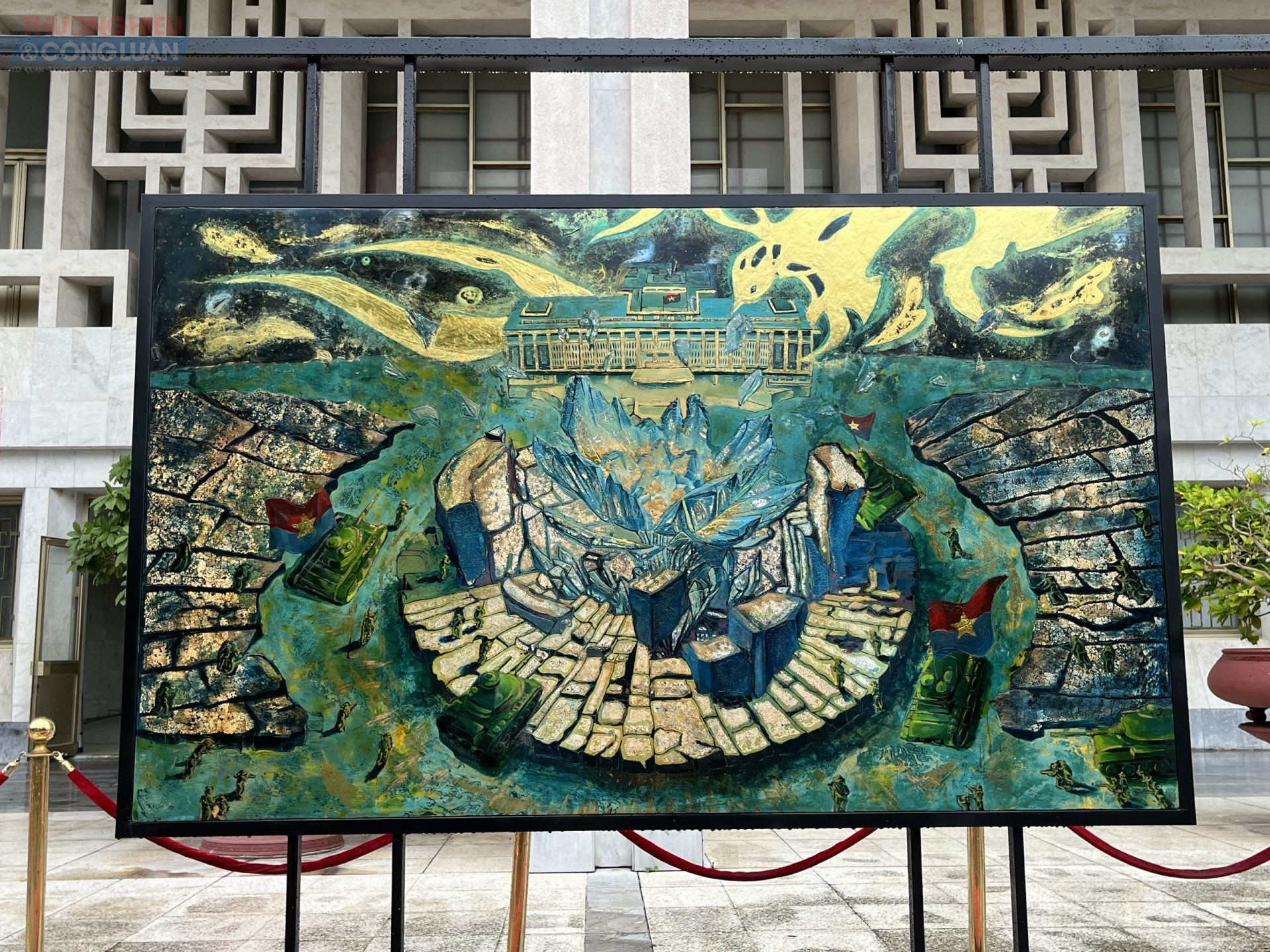 Tác phẩm Dinh Độc lập 30/4/1975. Tác phẩm Dinh Độc lập 30/4/1975.