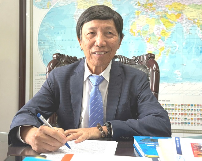 TS Phan Hữu Thắng, Chủ tịch Liên chi hội tài chính Khu công nghiệp (KCN) Việt Nam (VIPFA), nguyên Cục trưởng Cục ĐTNN, Bộ Kế hoạch và Đầu tư (nay là Bộ Tài chính) - Ảnh : VGP/HT