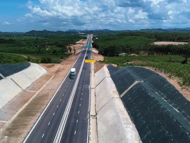 Quảng Trị khánh thành cao tốc Vạn Ninh - Cam Lộ, mở thêm động lực phát triển mới