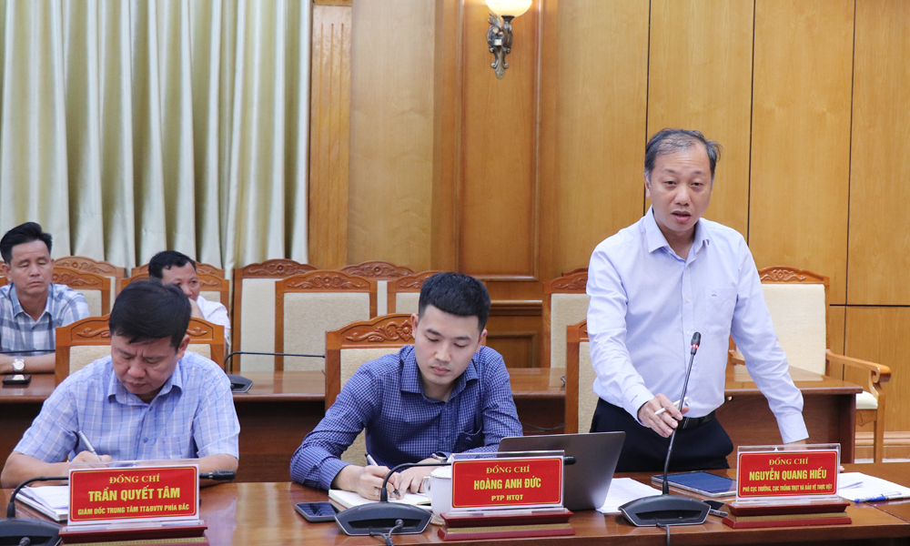 Đại diện Cục Trồng trọt và Bảo vệ thực vật nêu ý kiến tại hội nghị. Đại diện Cục Trồng trọt và Bảo vệ thực vật nêu ý kiến tại hội nghị.