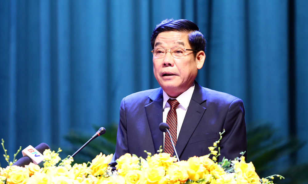 Đồng chí Nguyễn Văn Gấu, Ủy viên Trung ương Đảng, Bí thư Tỉnh ủy phát biểu chỉ đạo Đại hội.