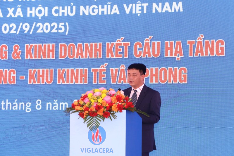 Ông Trần Xuân Hùng cảm ơn sự giúp đỡ của Tỉnh Khánh Hòa đã hỗ trợ Viglacera trong quá trình triển khai dự án