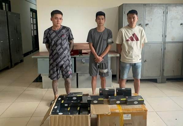 Khởi tố 3 đối tượng trộm 138 máy tính tại Cảng Hàng không Nội Bài