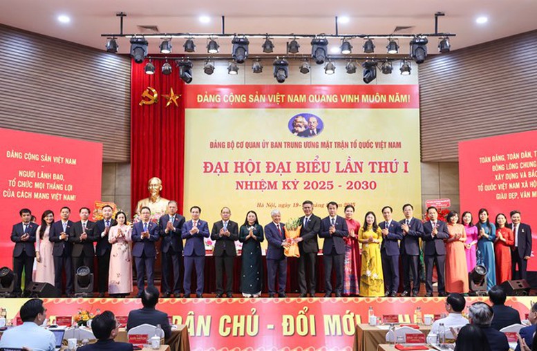 Đồng chí Đỗ Văn Chiến, Ủy viên Bộ Chính trị, Bí thư Trung ương Đảng, Bí thư Đảng ủy MTTQ, các đoàn thể Trung ương, Chủ tịch Ủy ban Trung ương MTTQ Việt Nam được chỉ định giữ chức Bí thư Đảng ủy Cơ quan Uỷ ban Trung ương MTTQ Việt Nam nhiệm kỳ 2025-2030 -Ảnh:VGP/Toàn Thắng