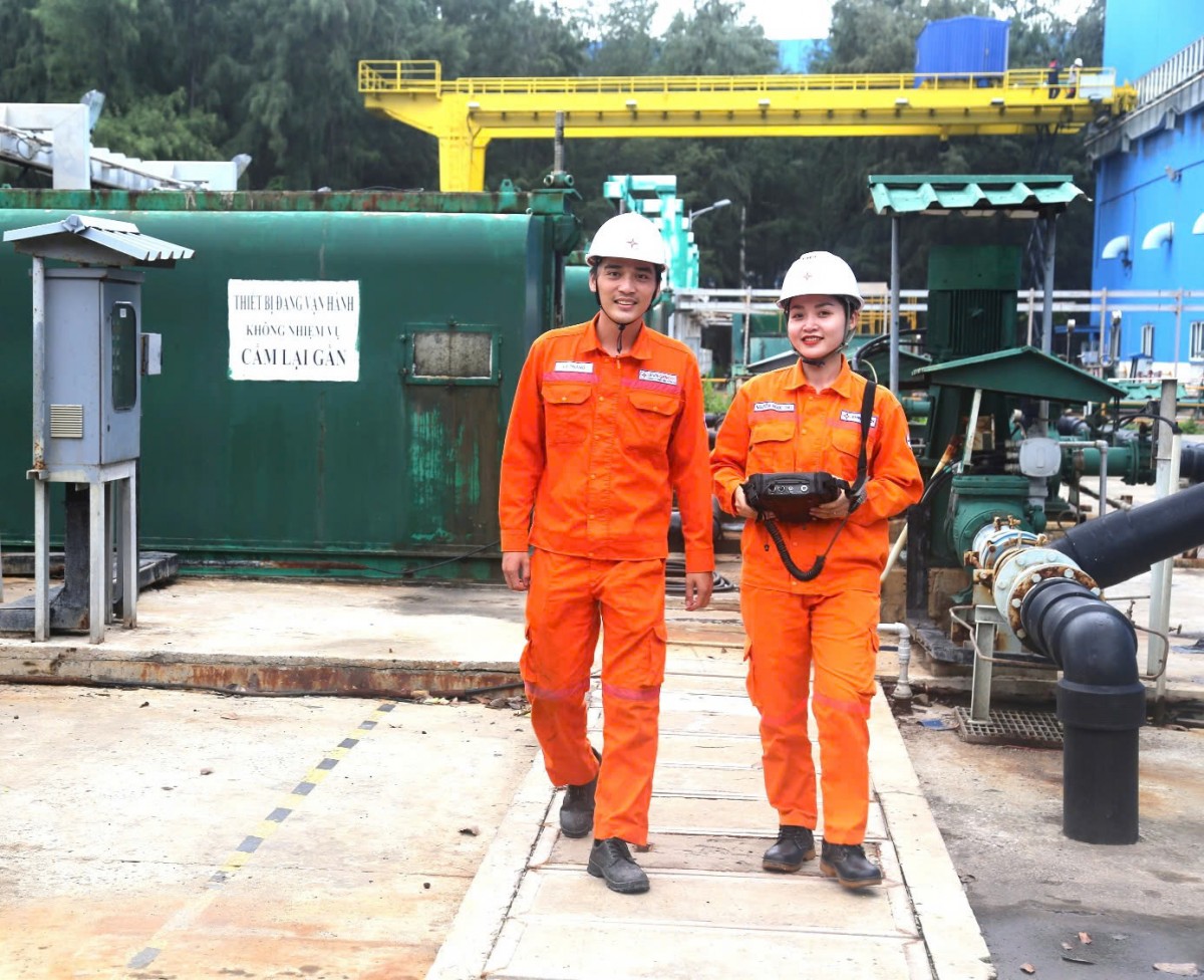 Công ty Nhiệt điện Duyên Hải đã chủ động xây dựng, chuẩn bị các phương án đảm bảo cung cấp điện trong thời gian nghỉ lễ Quốc khánh 2/9/2025 Công ty Nhiệt điện Duyên Hải đã chủ động xây dựng, chuẩn bị các phương án đảm bảo cung cấp điện trong thời gian nghỉ lễ Quốc khánh 2/9/2025