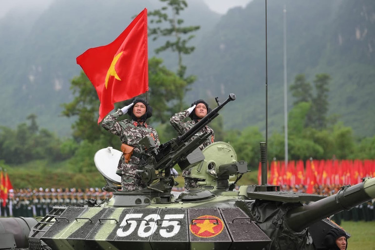 Các chiến sĩ tham gia tổng hợp luyện lần 3. (Ảnh: THẾ ĐẠI)