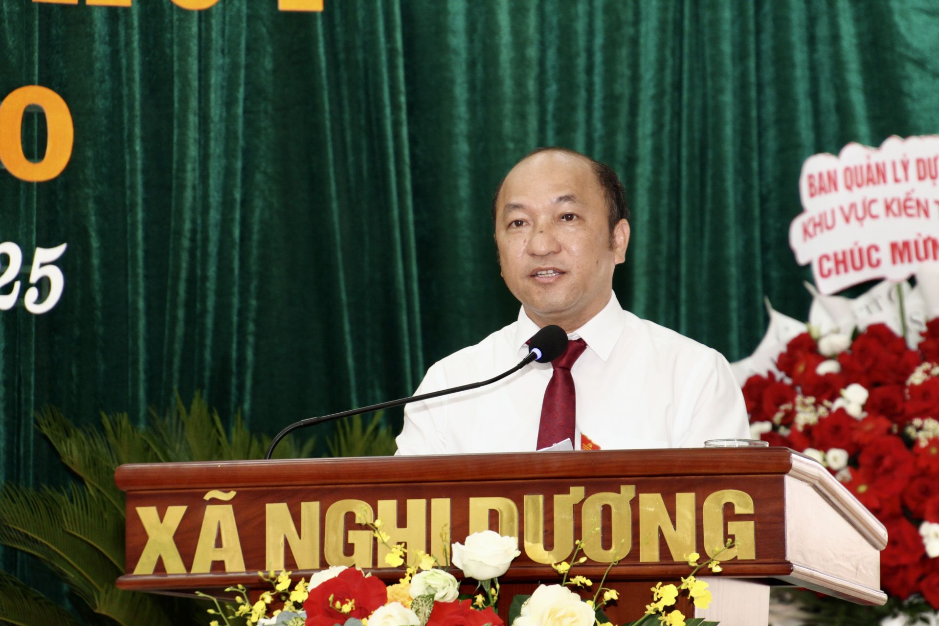 Đồng chí Ngô Duy Khâm, Chủ tịch UBND xã Nghi Dương phát biểu.