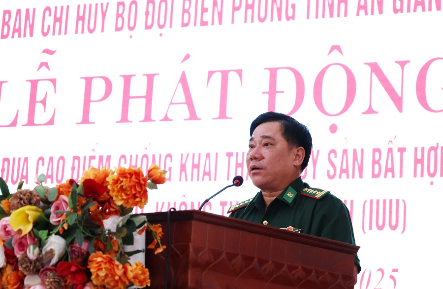 Đại tá Nguyễn Văn Hiệp, Phó Chính ủy Bộ Chỉ huy Quân sự tỉnh, Chính ủy Ban Chỉ huy Bộ đội Biên phòng tỉnh An Giang phát động thi đua