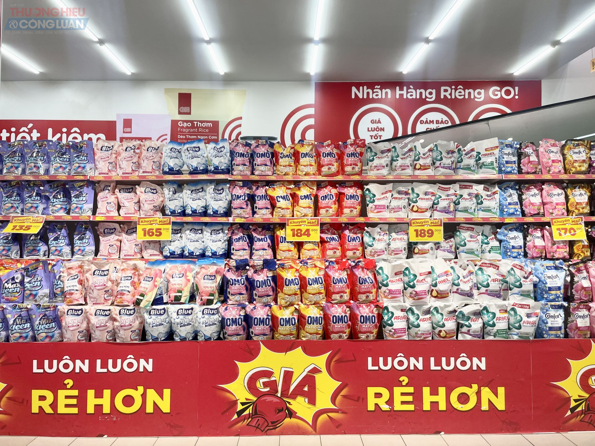 Nước giặt, nước xả vải được áp dụng giá khuyến mãi