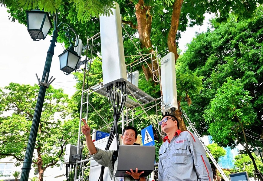 Yêu cầu các nhà mạng bảo đảm thông tin liên lạc, an toàn mạng lưới dịp Quốc khánh 2/9