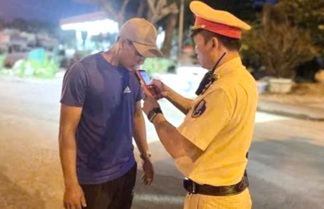 Gia Lai: Chặn đăng kiểm hơn 1.000 xe ô tô không nộp phạt vi phạm giao thông