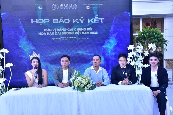 BTC và đơn vị đăng cai họp báo