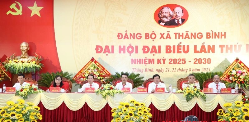 Đoàn Chủ tịch điều hành đại hội