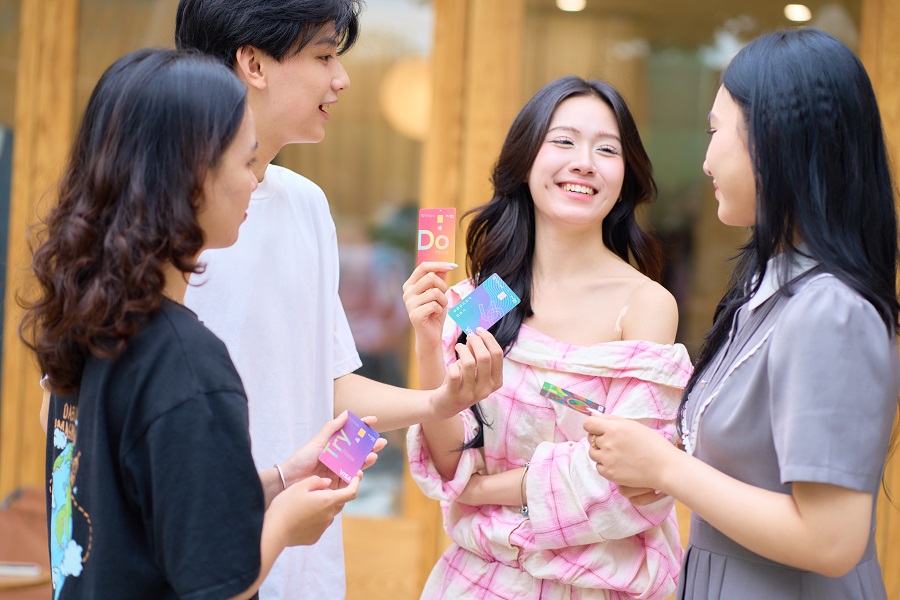 Không chỉ đồng hành trong những chuyến hành trình xa, thẻ TPBank sẵn sàng đồng hành cùng bạn trên mọi chuyến đi