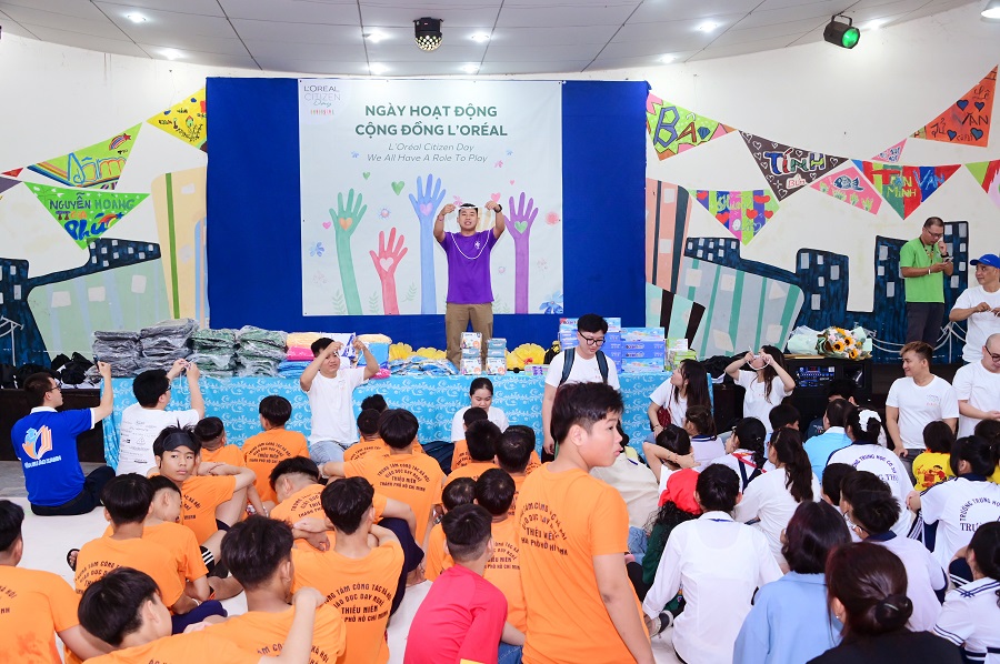 Ngày Cộng đồng L’Oréal Citizen Day tại Trung tâm Nuôi dưỡng bảo trợ trẻ em Gò Vấp Ngày Cộng đồng L’Oréal Citizen Day tại Trung tâm Nuôi dưỡng bảo trợ trẻ em Gò Vấp