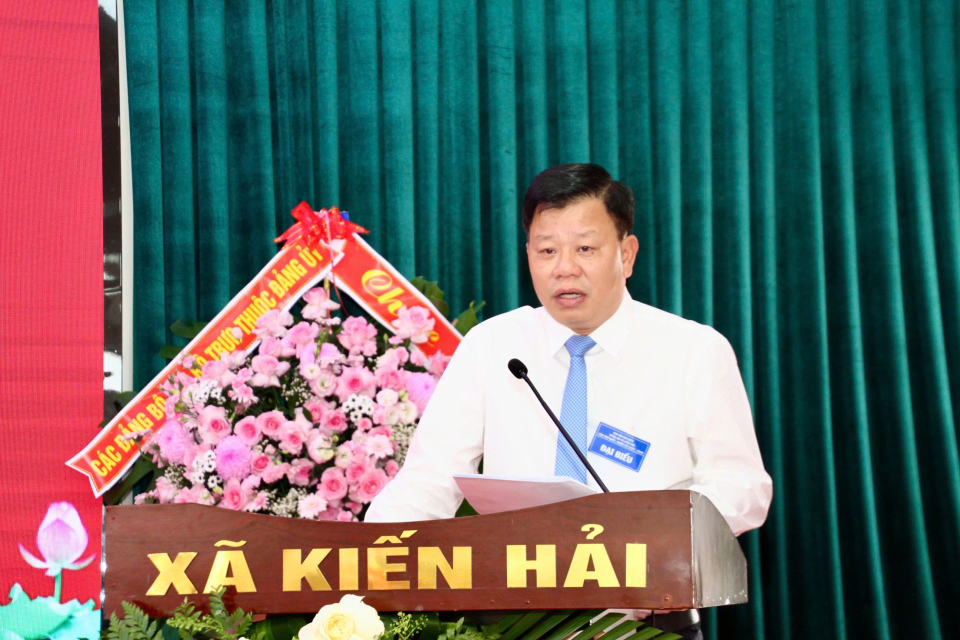 Đồng chí Đỗ Đức Hòa, Bí thư Đảng ủy, Chủ tịch HĐND xã phát biểu khai mạc Đại hội.