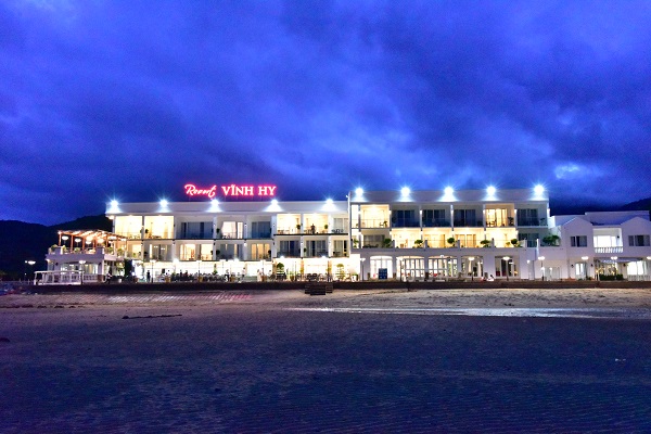 Vĩnh Hy Resort chiều Hoàng hôn