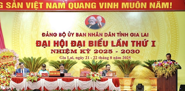 Đoàn Chủ tịch Đại hội. Ảnh: Viết Hiền