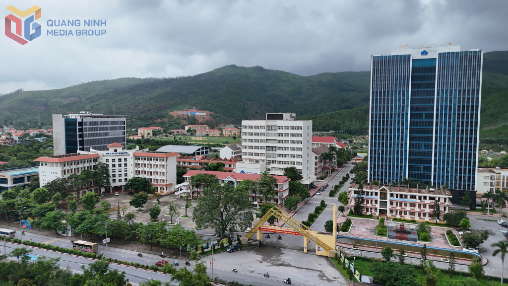 Trường Đại học Hạ Long chuẩn bị sẵn sàng cho năm học mới