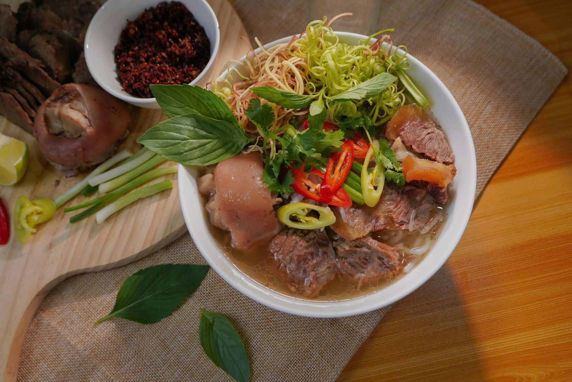Những nguyên liệu EU giống như “làn gió mới”, góp phần làm phong phú thêm hương vị quen thuộc của mâm cơm Việt.