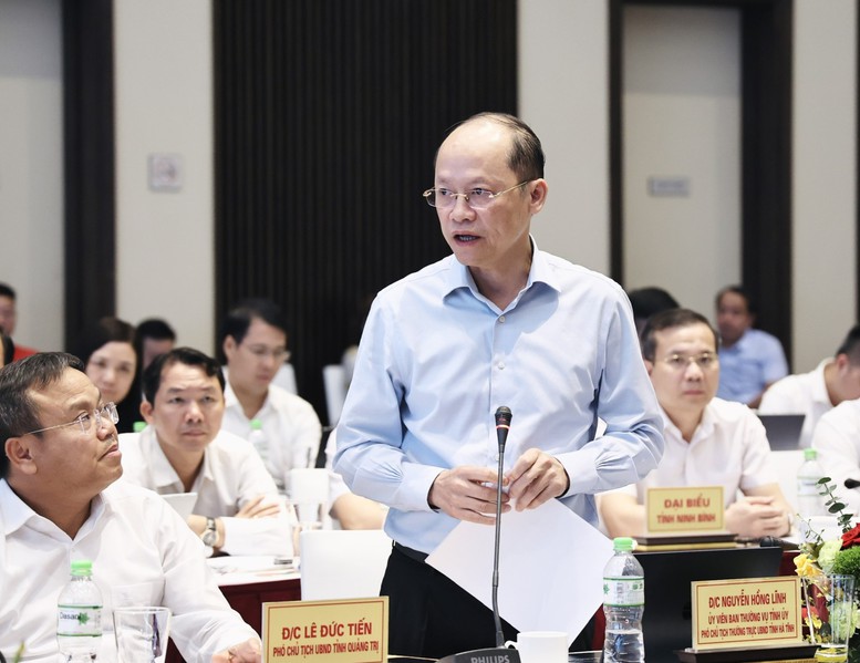 Phó Chủ tịch Thường trực UBND tỉnh Hà Tĩnh Nguyễn Hồng Lĩnh phát biểu tại buổi làm việc - Ảnh: VGP/Thu Sa