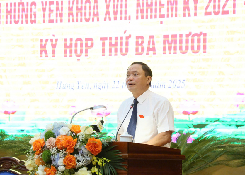 Phó Bí thư Tỉnh ủy, Chủ tịch HĐND tỉnh Hưng Yên Trần Quốc Văn phát biểu tại kỳ họp Phó Bí thư Tỉnh ủy, Chủ tịch HĐND tỉnh Hưng Yên Trần Quốc Văn phát biểu tại kỳ họp