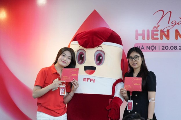 Mỗi chứng nhận hiến máu là dấu ấn tự hào của từng cá nhân khi được góp sức cứu người. Mỗi chứng nhận hiến máu là dấu ấn tự hào của từng cá nhân khi được góp sức cứu người.