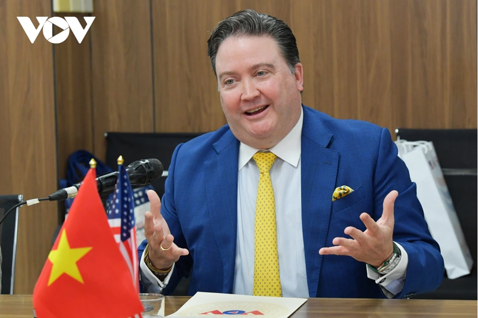 Đại sứ Marc Knapper phát biểu tại cuộc tiếp