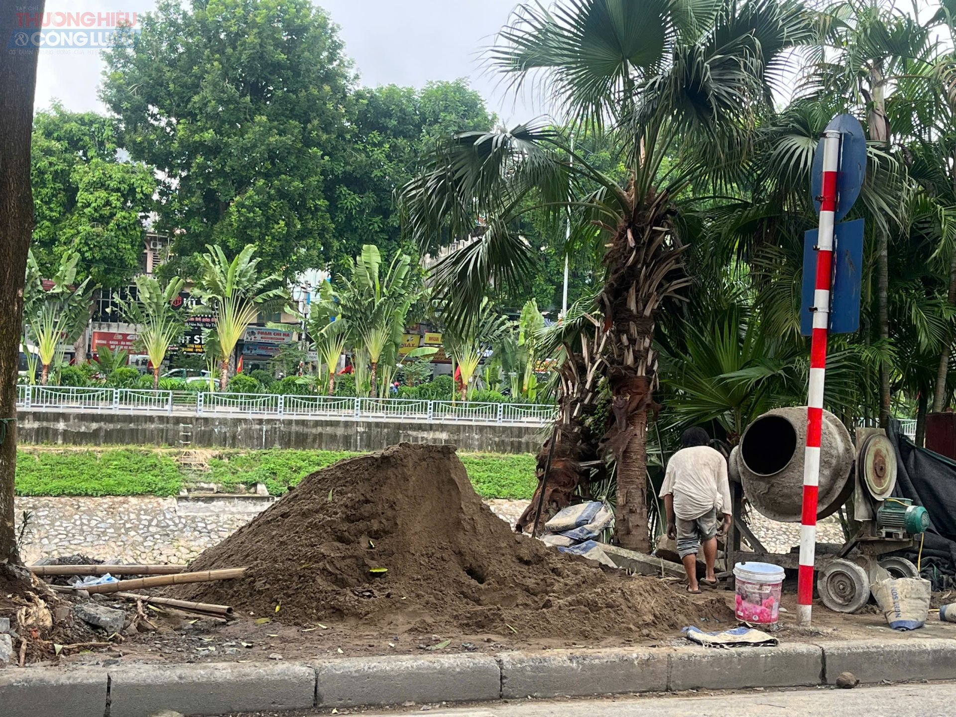 Vật liệu được tập kết để thi công dự án