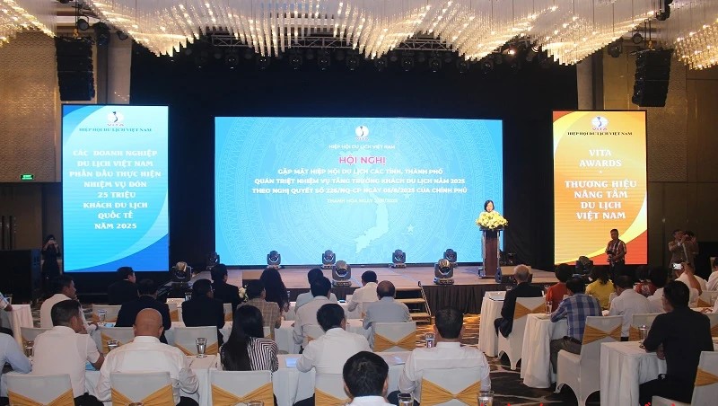 Toàn cảnh hội nghị