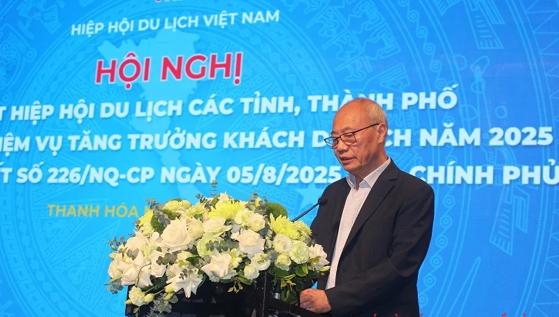 Chủ tịch HHDL Việt Nam Vũ Thế Bình phát biểu khai mạc hội nghị.