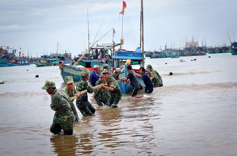 Thủ tướng yêu cầu chủ động các biện pháp ứng phó bão số 5 ở mức cao nhất, bảo đảm an toàn tính mạng, tài sản cho Nhân dân Thủ tướng yêu cầu chủ động các biện pháp ứng phó bão số 5 ở mức cao nhất, bảo đảm an toàn tính mạng, tài sản cho Nhân dân