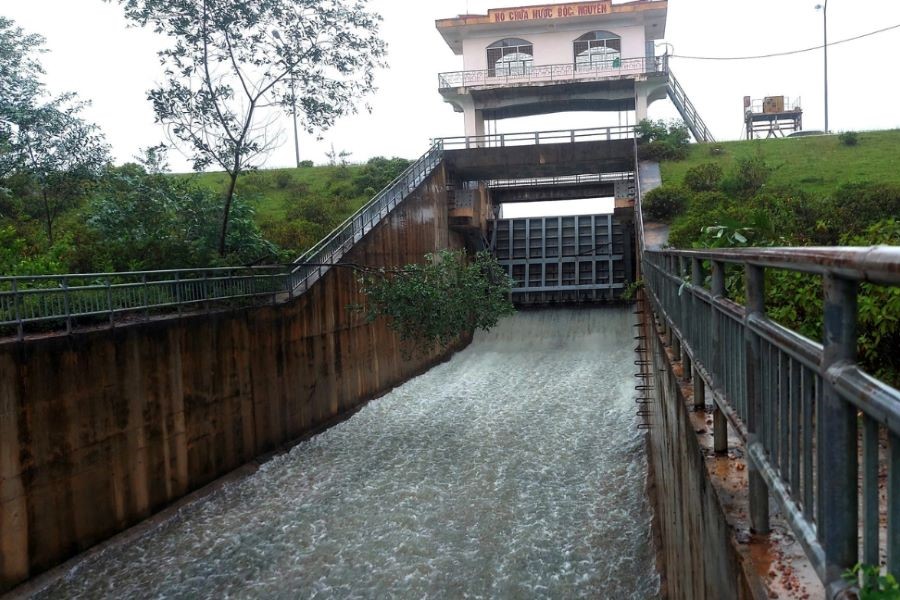Hà Tĩnh chủ động xả tràn 7 hồ chứa lớn để chủ động ứng phó mưa lớn.