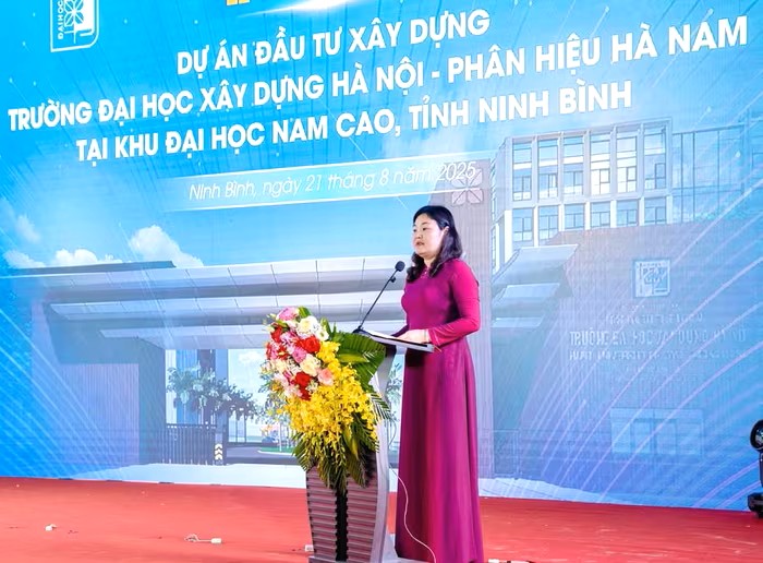 Phó Chủ tịch UBND tỉnh Ninh Bình Hà Lan Anh