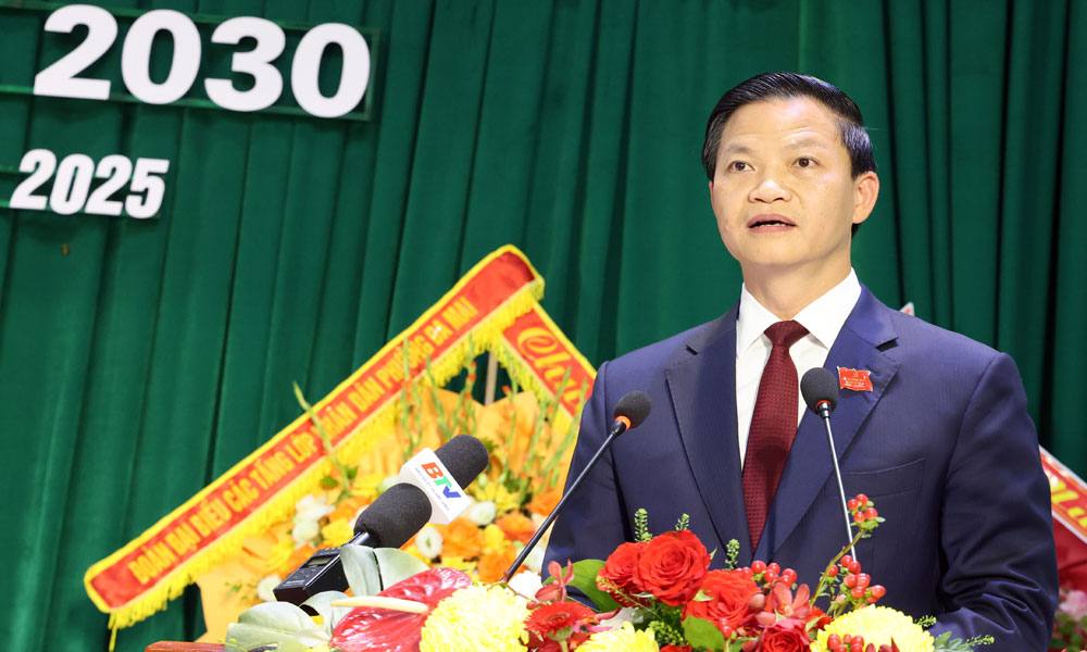 Đồng chí Vương Quốc Tuấn phát biểu chỉ đạo Đại hội.