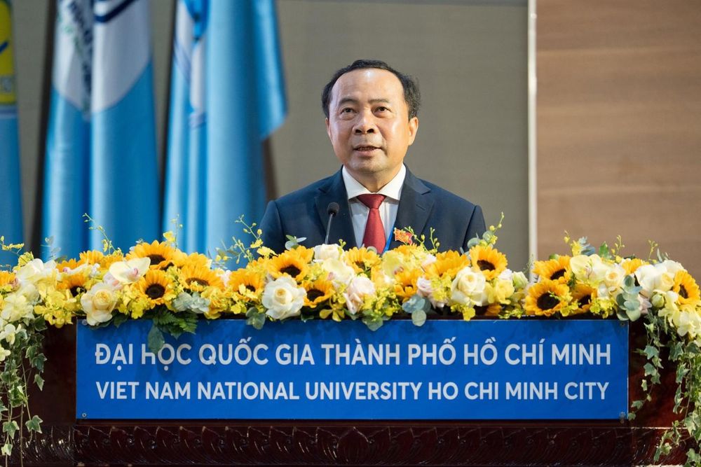 PGS. TS Vũ Hải Quân phát biểu tại đại hội. (Ảnh: Đại học Quốc gia TP. HCM)