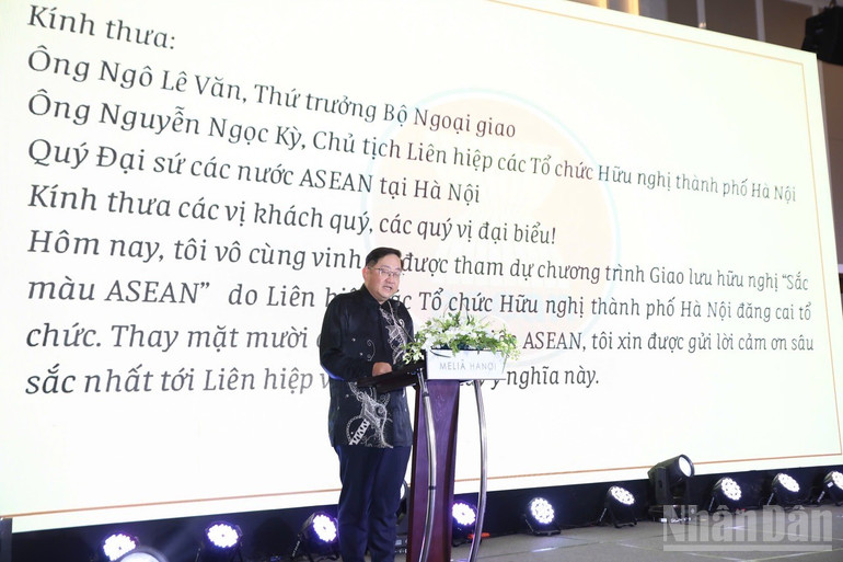 Đại sứ Malaysia tại Việt Nam Dato' Tan Yang Thai phát biểu tại sự kiện. (Ảnh: KHÁNH LAN)