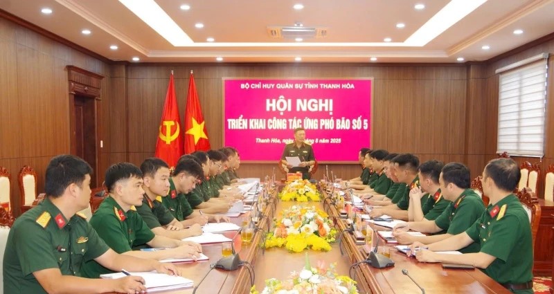 Bộ Chỉ huy Quân sự tỉnh triển khai công tác ứng phó với bão số 5.