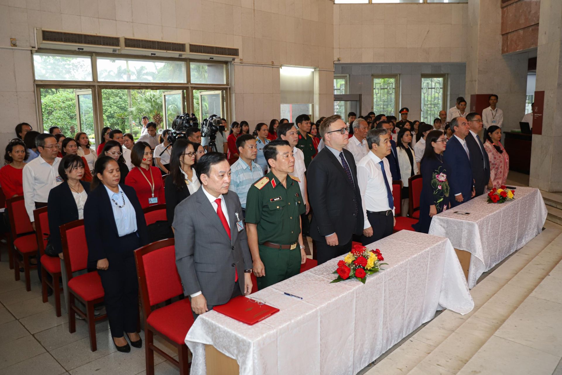 Các đại biểu đã được nghe lại lời Tuyên ngôn Độc lập của Chủ tịch Hồ Chí Minh tại Quảng trường Ba Đình lịch sử vào ngày 2/9/1945.