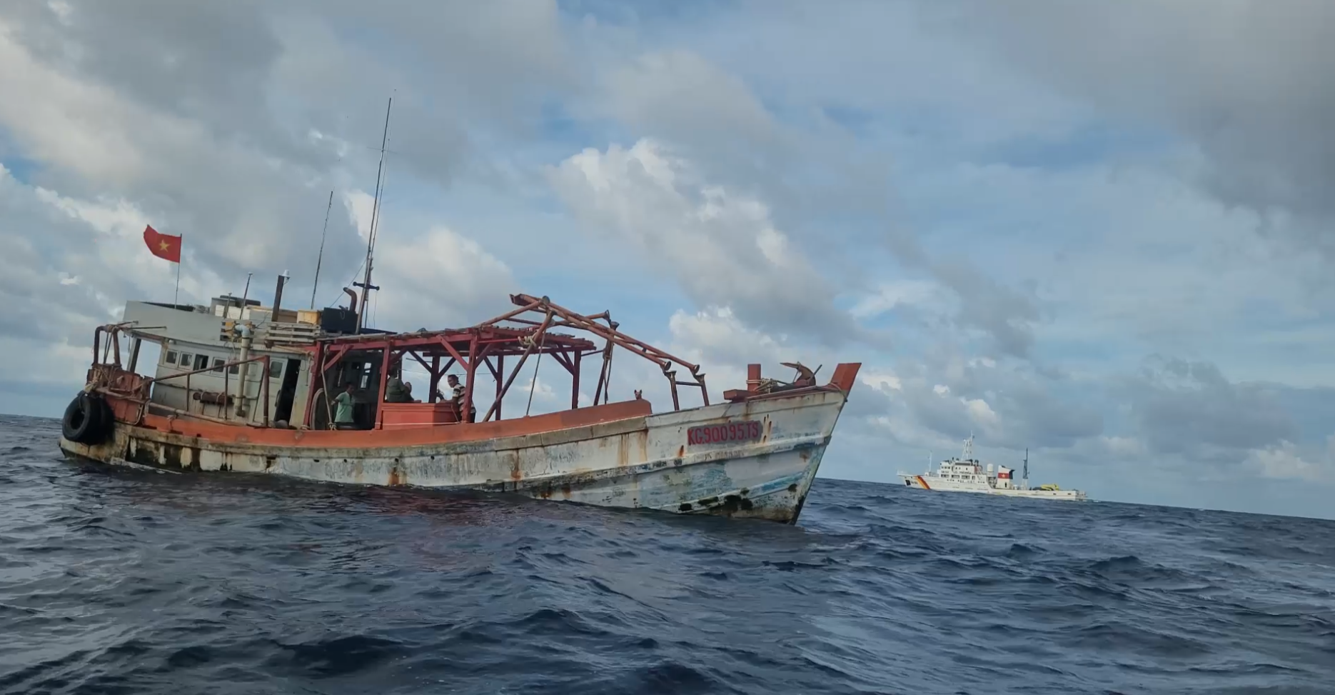 Chiến công nối tiếp chiến công