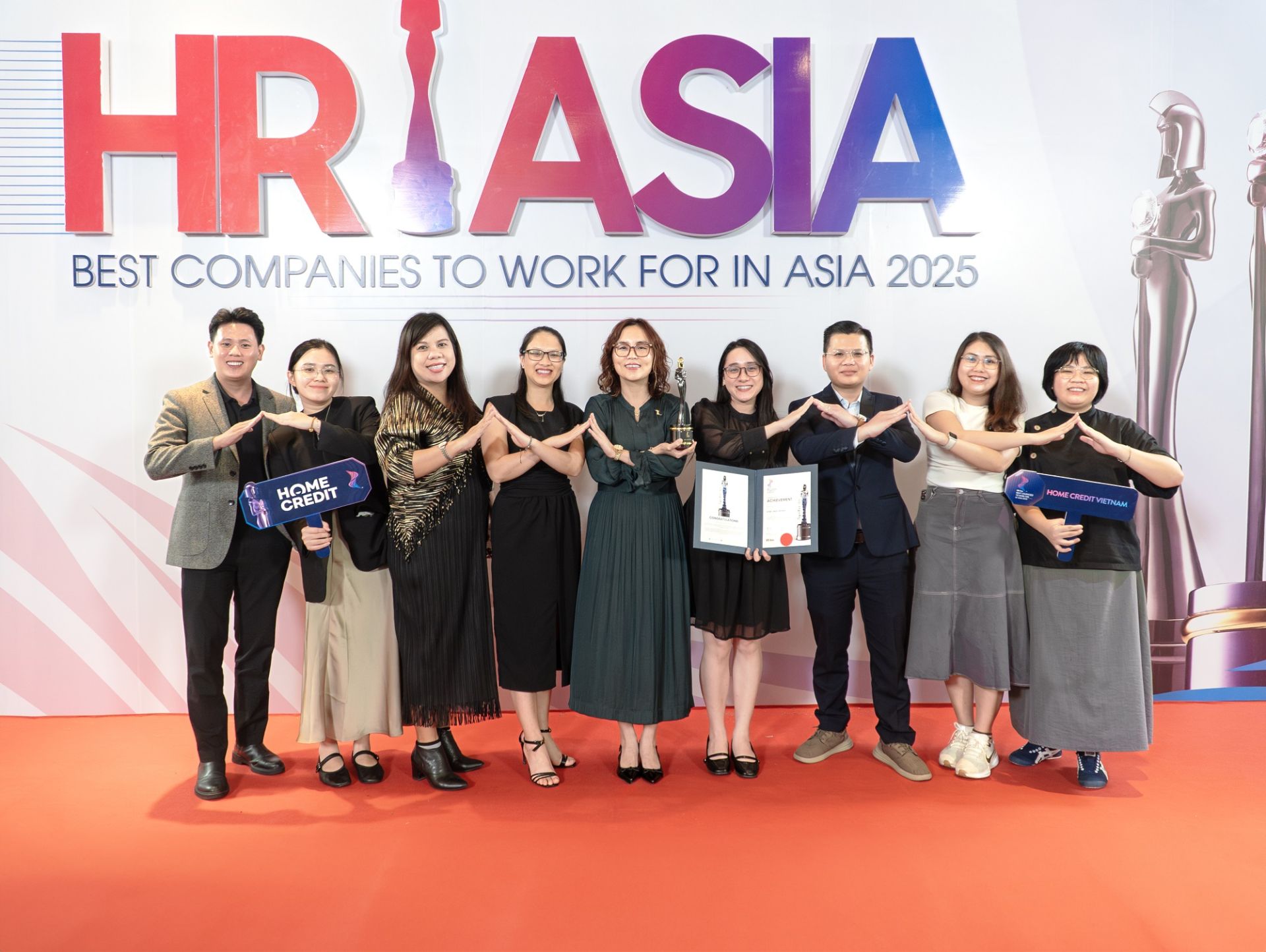 Home Credit 5 năm liên tiếp giữ vững danh hiệu 'Nơi làm việc tốt nhất châu Á'