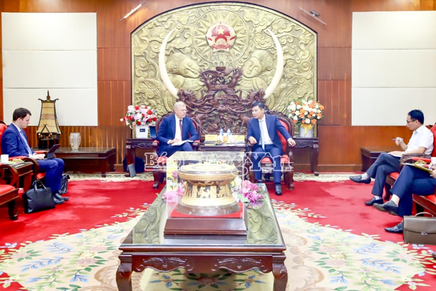 Phó Chủ tịch UBND tỉnh Hưng Yên có buổi làm việc với Công ty CTP (Hà Lan). Phó Chủ tịch UBND tỉnh Hưng Yên có buổi làm việc với Công ty CTP (Hà Lan).