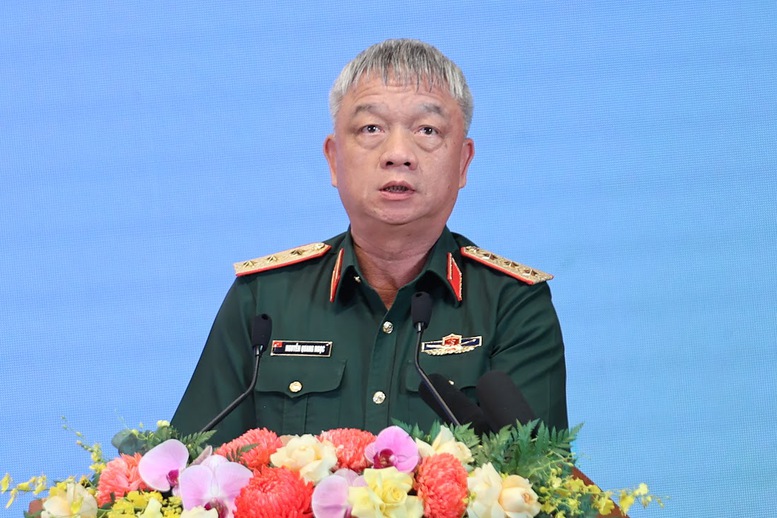 Thượng tướng Nguyễn Quang Ngọc, Thứ trưởng Quốc phòng chia sẻ về kết quả, kinh nghiệm của lực lượng quân đội trong triển khai phong trào thi đua xóa nhà tạm, nhà dột nát - Ảnh: VGP/Nhật Bắc Thượng tướng Nguyễn Quang Ngọc, Thứ trưởng Quốc phòng chia sẻ về kết quả, kinh nghiệm của lực lượng quân đội trong triển khai phong trào thi đua xóa nhà tạm, nhà dột nát - Ảnh: VGP/Nhật Bắc