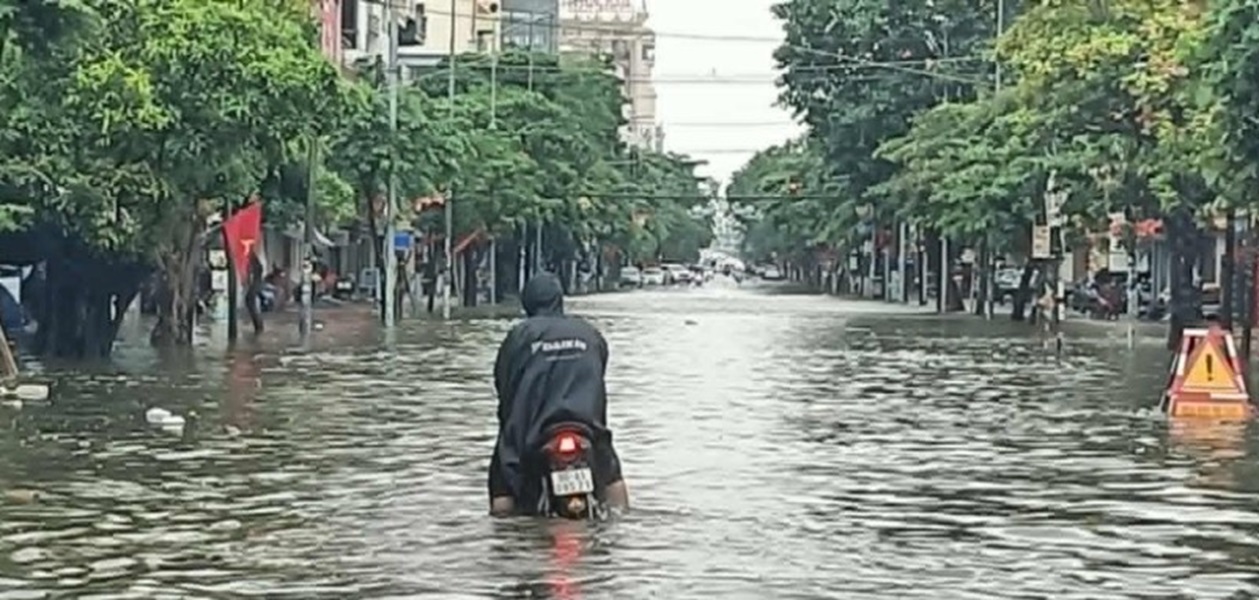 Bão số 5 gây mưa lớn, ngập úng nhiều nơi tại Hưng Yên