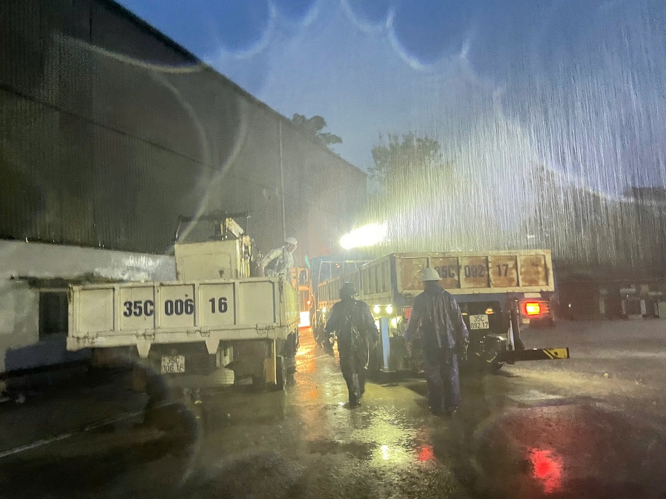 Đội xung kích PC Ninh Bình đang chuẩn bị lên đường hỗ trợ tại tỉnh Nghệ An